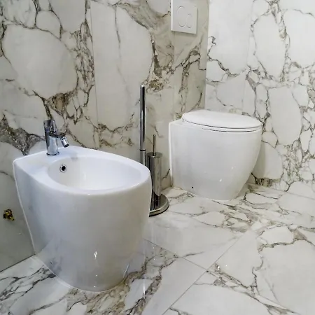 Trilocale Con Terrazzo * Modena